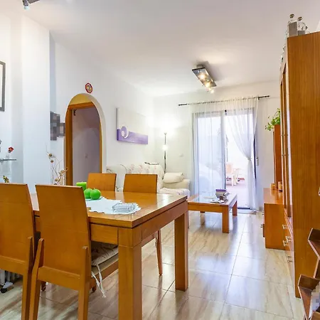 2 Bedroom Lovely In Apartman Torrevieja